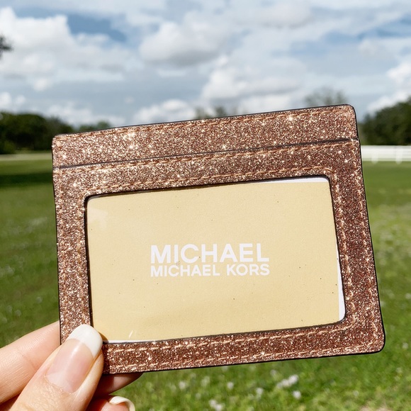 Gaby’sBags👛💕-NWT Michael Kors Glitter Cardholder - Picture 3 of 6